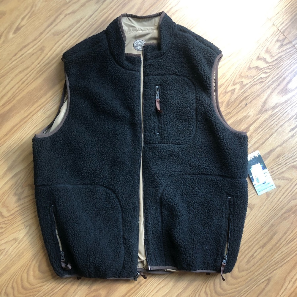 [🎉5/$25!!!! 🎉 Madison Creek] NWT fleece vest